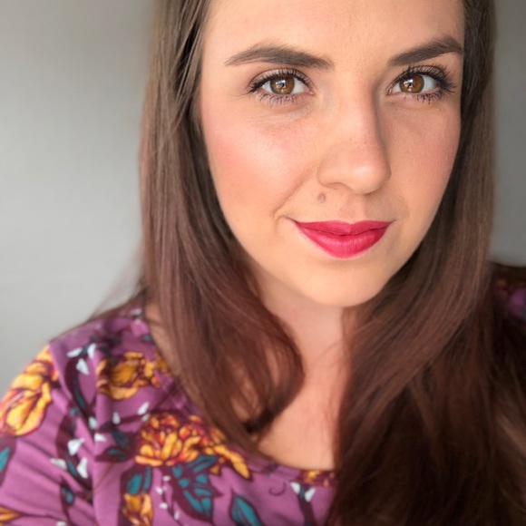 Meet your Posher, Amanda - Picture 4 of 6